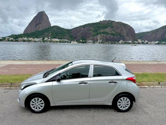 HYUNDAI HB20 1.0 COMFORT STYLE 12V FLEX 4P MANUAL